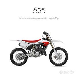 YAMAHA YZ 125 70th Anniversary Edition