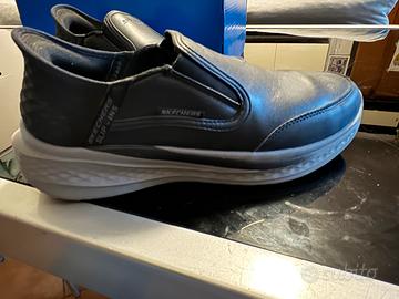 Scarpe uomo Skechers in pelle nera