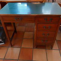 Scrivania in legno anni '40