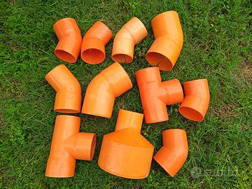 Lotto curve e raccordi PVC Impianti scarico acque