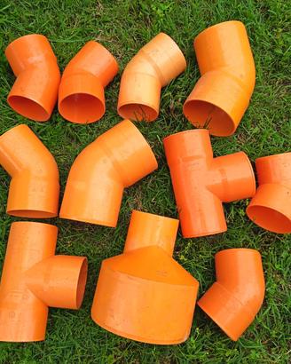 Lotto curve e raccordi PVC Impianti scarico acque