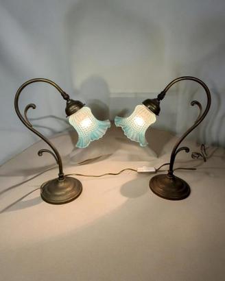 Coppia di lampade da tavolo con base in ottone