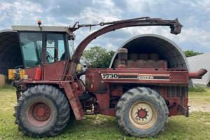 Trincia mais Hesston 7730