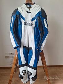 Tuta intera in pelle,guanti,stivali