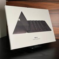 Apple iphad smart keybord