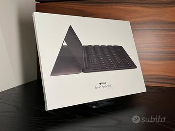 Apple iphad smart keybord