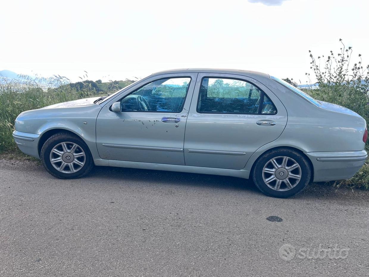 Lancia Lybra