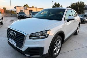 Audi Q2 1.6 TDI 116cv -S TRONIC- BIANCO PERLA