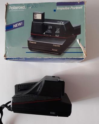 macchina fotografica polaroid