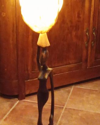 lampada statuina africana