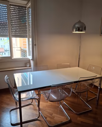 tavolo 180 x 90 cm (8 posti) 