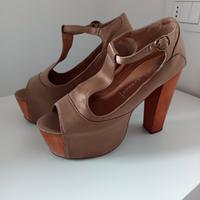 Sandalo con tacco alto Jeffrey Campbell
