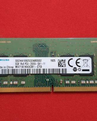 Modulo di memoria SAMSUNG DDR4 2666 da 8GB