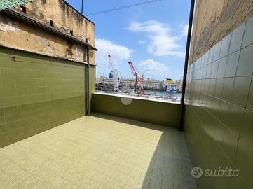 4 LOCALI A GENOVA