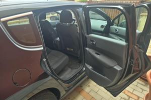 Peugeot 3008 anno 2011
