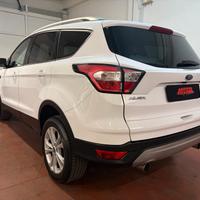 Ford Kuga 1.5 TDCI 120 CV S&S 2WD Titanium