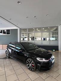 Volkswagen Golf GTI Performance 2.0 245 CV TSI DSG