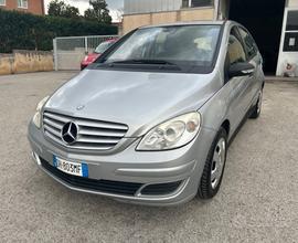 Mercedes-benz B 180 CDI