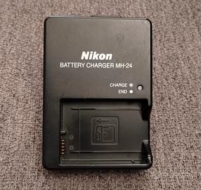 Caricabatteria Nikon MH-24