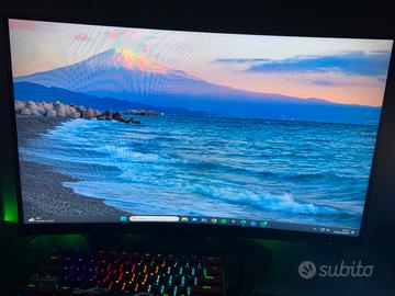 Monitor curvo 240Hz