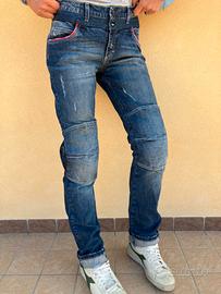 Jeans moto donna (protezioni + rinforzi in Kevlar)