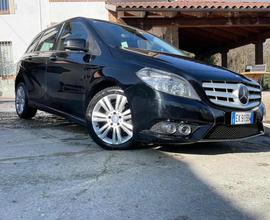 MERCEDES-BENZ B 180 CDI Automatic Executive