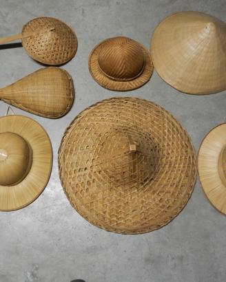 5 Cappelli di paglia asiatici, 2 Scolapasta
