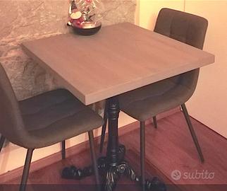 Tavolo stile Bistrot quadrato con base in ghisa