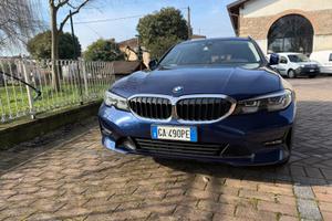 BMW 318d TOURING ADVANTAGE AUTO