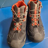 Scarponi treccking 37 come nuovi