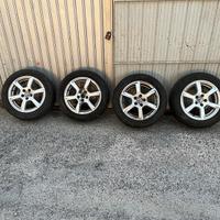 4 gomme e cerchi per VW Polo