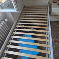 letto a una  piazza ikea