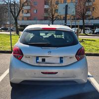 Peugeot 208 - Active 82cv