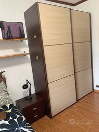 GUARDAROBA ANTE SCORREVOLI 180X60X246 +COMODINO