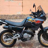 Honda NX 650 Dominator