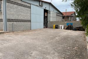 Porzione di capannone industriale