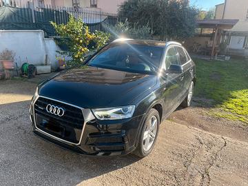 Audi Q3 TD4 150cv exclusive full optional