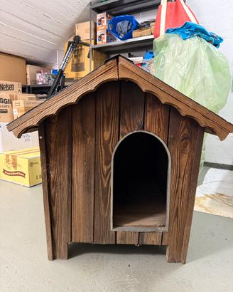 Cuccia per cani in legno da esterno