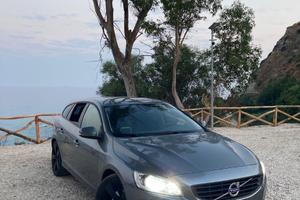 Volvo V60 D2