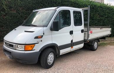 IVECO DAILY 29L11 DOPPIA CABINA - CASSONE FISSO