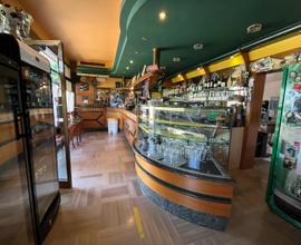 Attività commerciale (bar) con appartamento