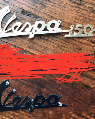 TARGHETTA PIAGGIO , VESPA FARO BASSO- 150