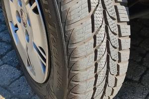 Gomme, cerchi in acciaio e borchie 155/80 R13  79T