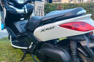 scooter x-max 250