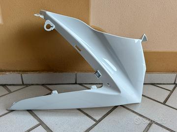 coperchio carenatura dx suzuki GSZ-R 1000 k8