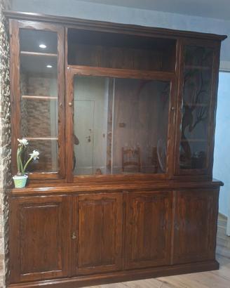 Mobili rustici in castagno