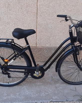 bici donna con cestino