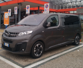 Auto 8 9 posti Opel Zafira Life
