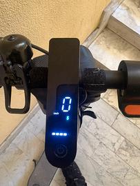 Monopattino elettrico xiaomi