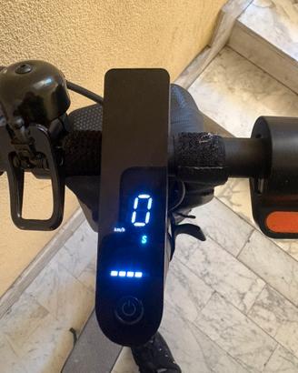 Monopattino elettrico xiaomi